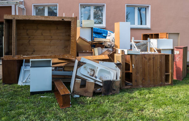 Best Yard Cleanup Services  in Hampshire, IL